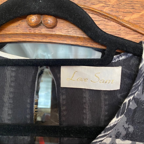 Love Sam Tribal Print Beaded Shift Dress - Picture 4 of 11